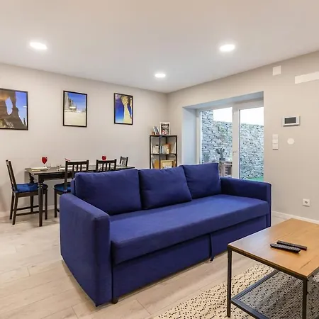 Casa Da Baia Townhouse With Private Patio * Seixal (Setubal)